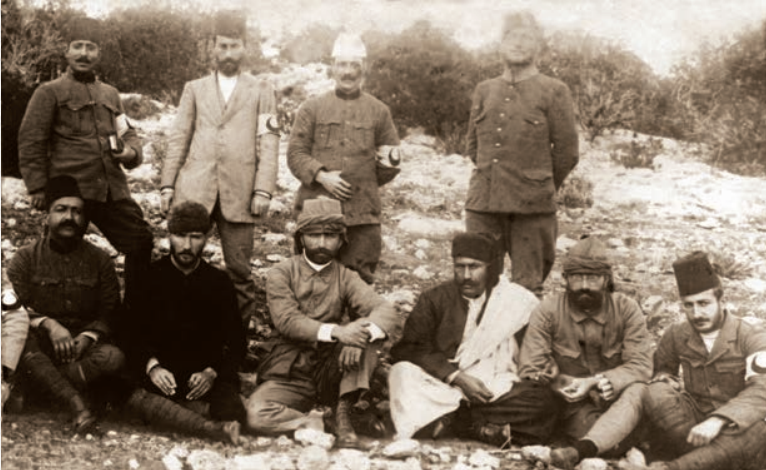 Hilâl-i Ahmer (Kızılay) heyeti ile, Trablusgarp, 1912