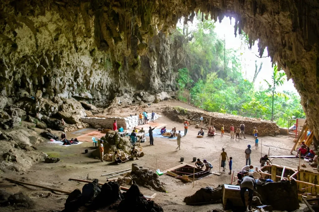 Liang Bua Mağarası