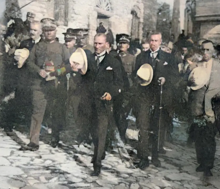 Yeni Vatan - Mustafa Kemal'in İnebolu Gezisi
