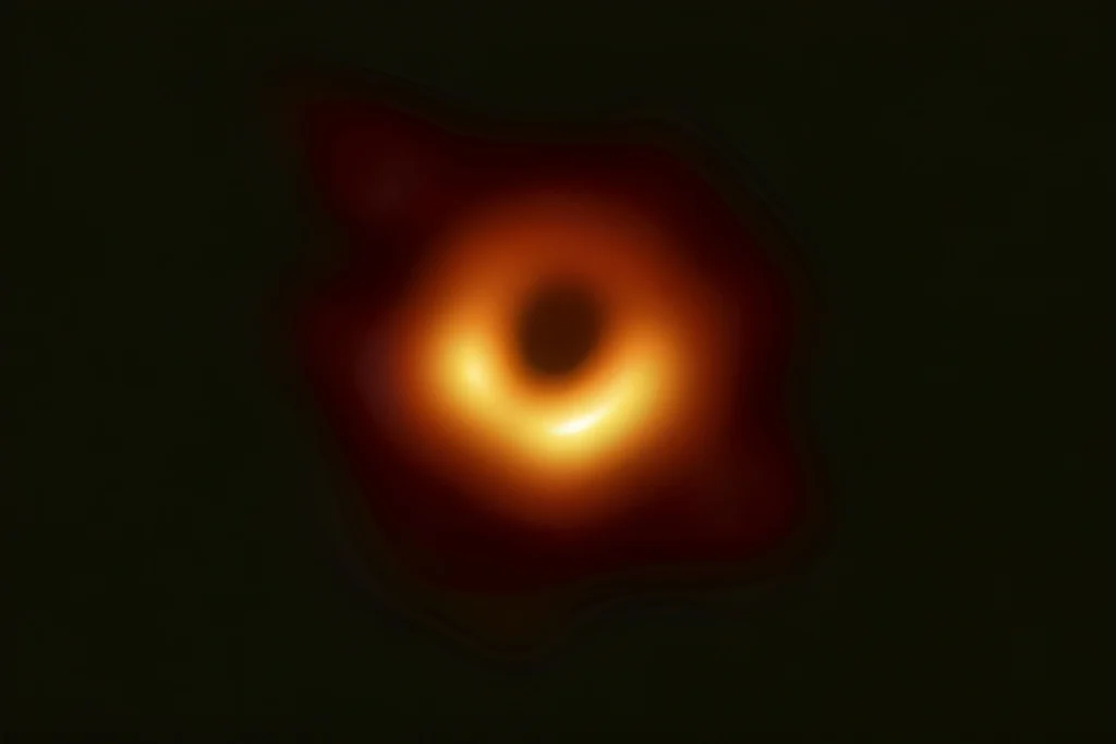 M87, M87 Galaksisi, Event Horizon Telescope, EHT, süper kütleli kara deliklerin varlığına dair şimdiye kadar elde edilen en güçlü kanıt, süper kütleli kara deliklere kanıt, 6,5 milyar kat daha büyük olan bir kara delik