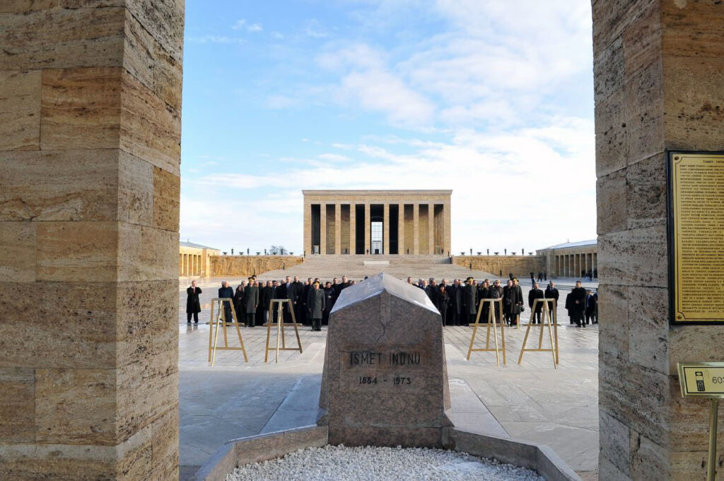 Anıtkabir, Anıtkabir ikinci cumhurbaşkanı, ikinci cumhurbaşkanı Anıtkabir, ikinci cumhurbaşkanı mezarı, ikinci cumhurbaşkanı mezarı nerede