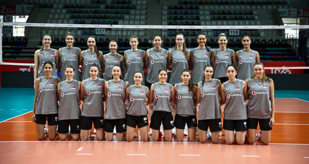 Türkiye U22 Kadın Milli Voleybol Takımı, Türkiye U22 Kadın Milli Voleybol Takımı kadrosu, Türkiye U22 Kadın Milli Voleybol Takımı güncel kadrosu, Türkiye U22 Kadın Milli Voleybol Takımı Avrupa Şampiyonası, Türkiye U22 Kadın Milli Voleybol Takımı Balkan Şampiyonası, Türkiye U22 Kadın Milli Voleybol Takımı Dünya Şampiyonası